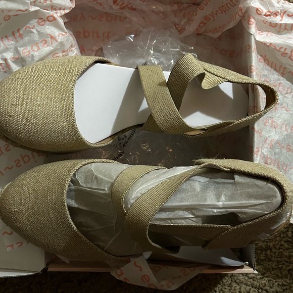 East Spirit NIB ESPADRILLE gold size 8 wide - Picture 7 of 11